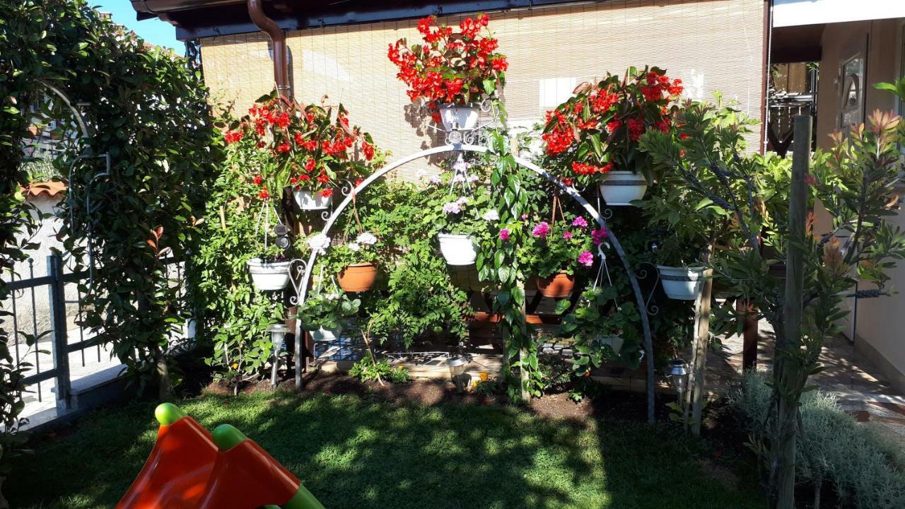 PUY Andela Apartment מראה חיצוני תמונה